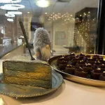 Hotel Dolphin - Adult Friendly