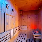 Hotel Dolphin - Adult Friendly Senec