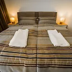 Dolphin Hotell Senec