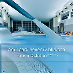 Dolphin - Adult Friendly Hotel