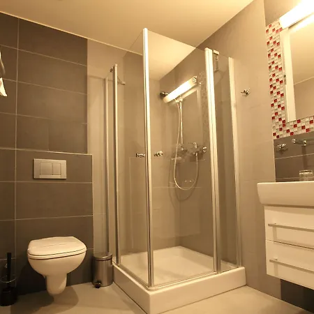 Dolphin - Adult Friendly Hotel Senec