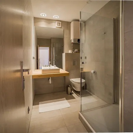 Dolphin - Adult Friendly Hotel Senec