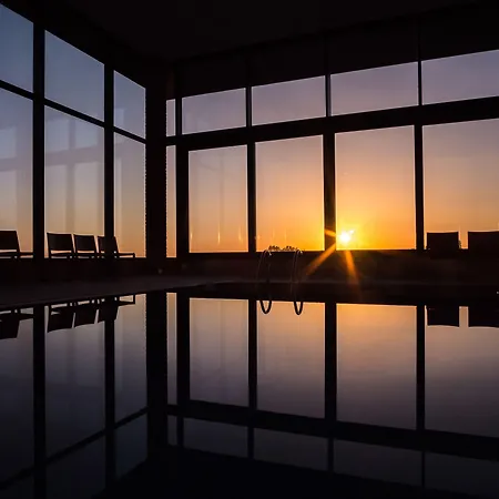 Dolphin - Adult Friendly 4* Senec