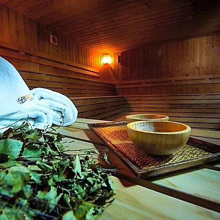 Dolphin - Adult Friendly Hotel Senec