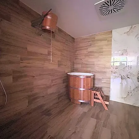 Dolphin - Adult Friendly Senec
