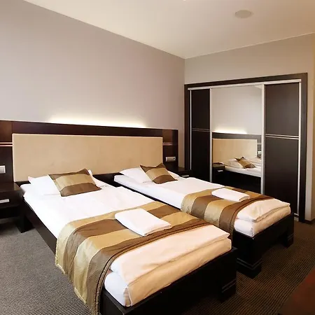 Dolphin - Adult Friendly 4*