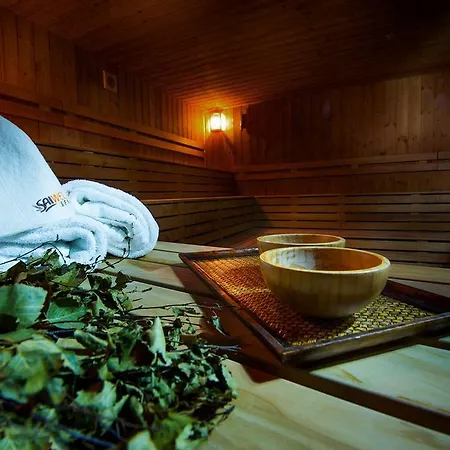 Hotel Dolphin - Adult Friendly