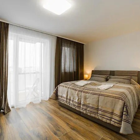 Hotel Dolphin Senec